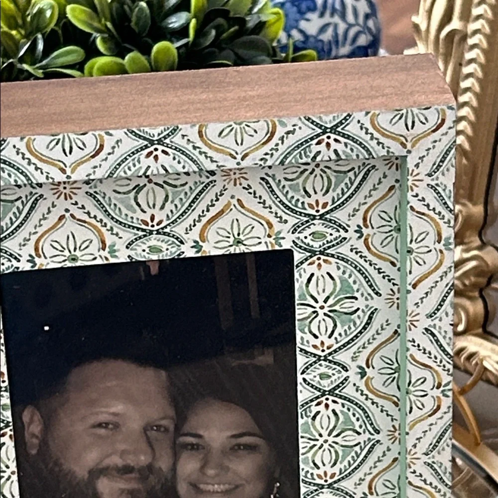 NEW! Shabby Chic Bohemian Medallion Sage Green & Creamy White Wood Photo Frame